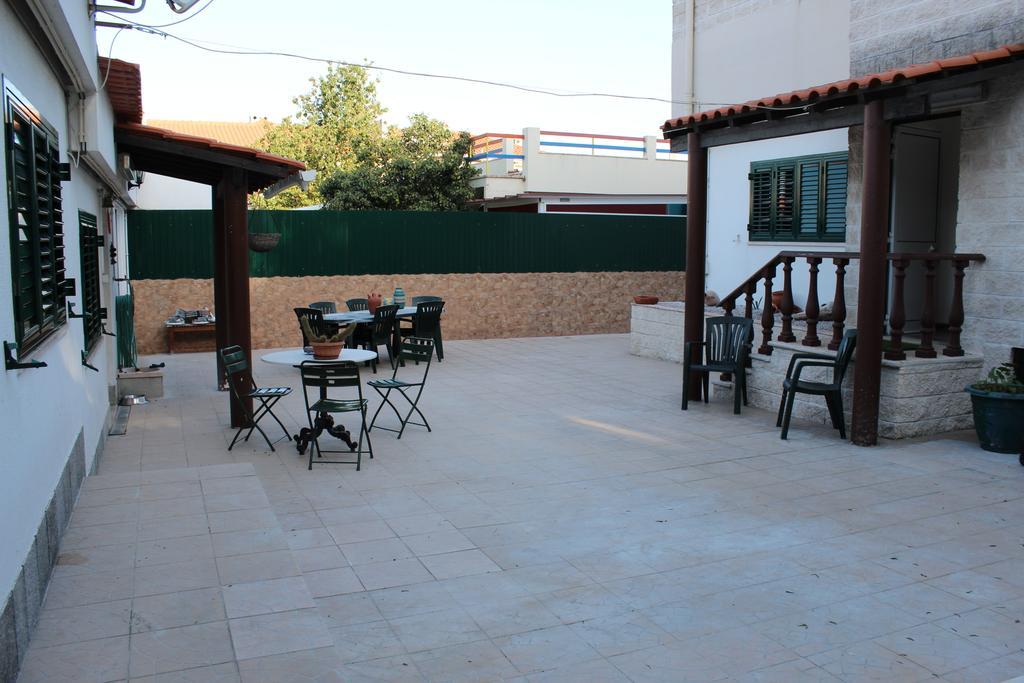 Hostel Casa Lucas Charneca  Zewnętrze zdjęcie